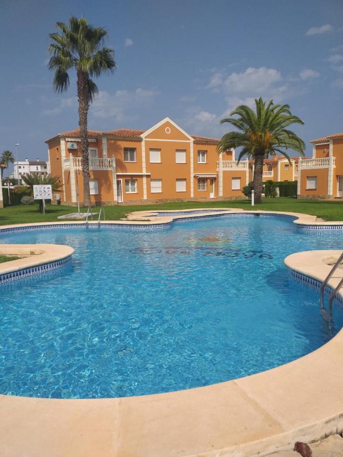 شقة Oliva Nova Flat In Front Of Met المظهر الخارجي الصورة